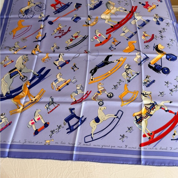 HERMES Raconte-Moi le Cheval Carre 90 Scarf Shawl Silk Lavender Blue Multicolor - Picture 5 of 5